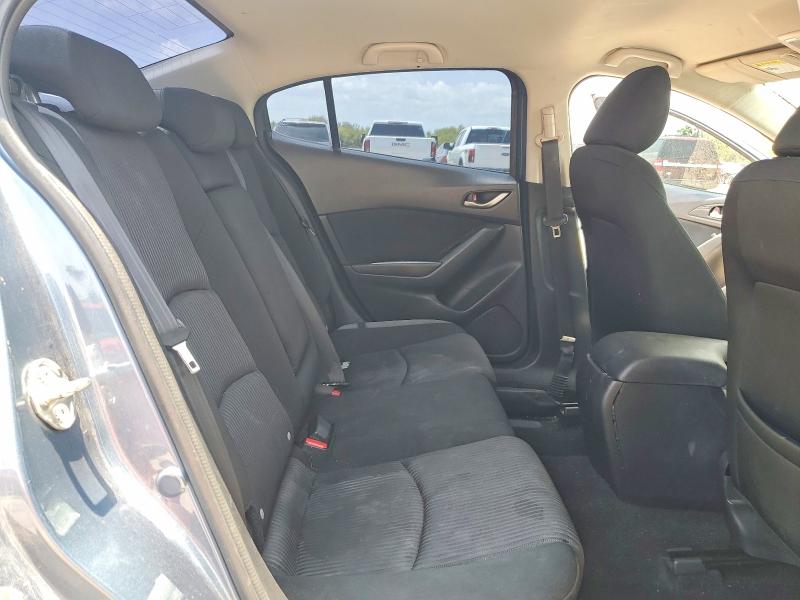 63261426 :رقم المزاد ، 3MZBM1V73FM164029 vin ، 2015 Mazda 3 مزاد بيع