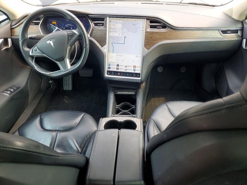2015 Tesla Model S მანქანა იყიდება აუქციონზე, vin: 5YJSA1S11FF080744, აუქციონის ნომერი: 64619916