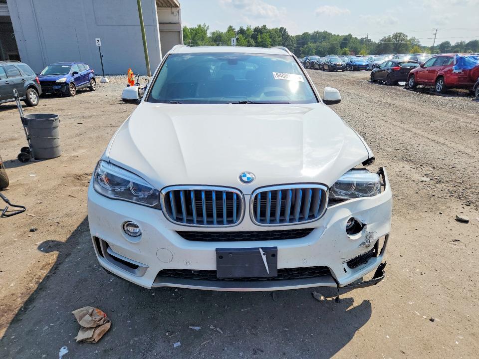 64009606 :رقم المزاد ، 5UXKT0C56J0W01100 vin ، 2018 Bmw X5 مزاد بيع