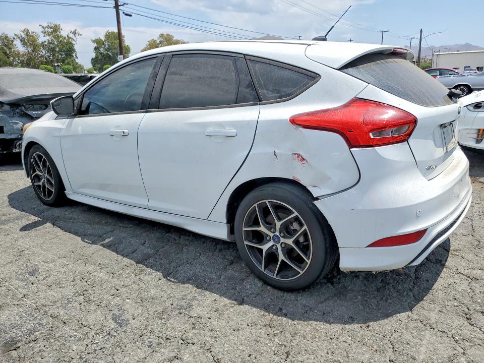 2015 Ford Focus მანქანა იყიდება აუქციონზე, vin: 1FADP3K26FL380343, აუქციონის ნომერი: 64794046