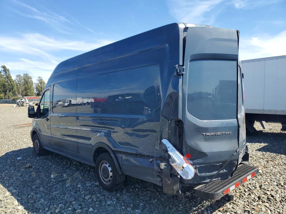 62324266 :رقم المزاد ، 1FTBR3X84LKB27743 vin ، 2020 Ford Transit مزاد بيع