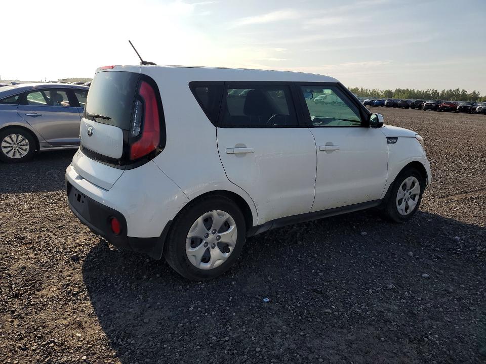 65635586 :رقم المزاد ، KNDJN2A25J7526439 vin ، 2018 Kia Soul مزاد بيع