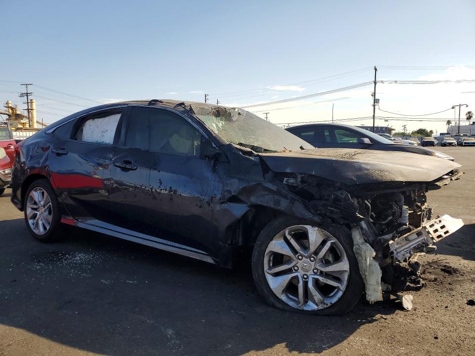 Продаж на аукціоні авто 2018 Honda Civic, vin: 2HGFC2F53JH534821, номер лоту: 63802836