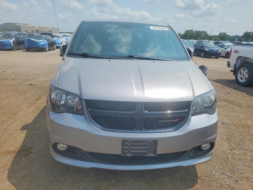 63290366 :رقم المزاد ، 2C4RDGCG5KR729472 vin ، 2019 Dodge Grand Caravan مزاد بيع