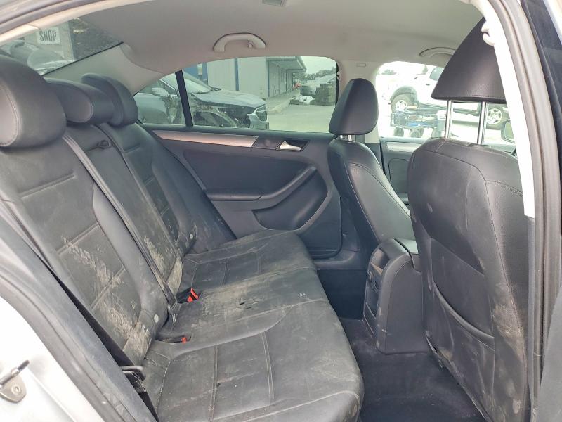 66114236 :رقم المزاد ، 3VWLL7AJ4EM294301 vin ، 2014 Volkswagen Jetta مزاد بيع
