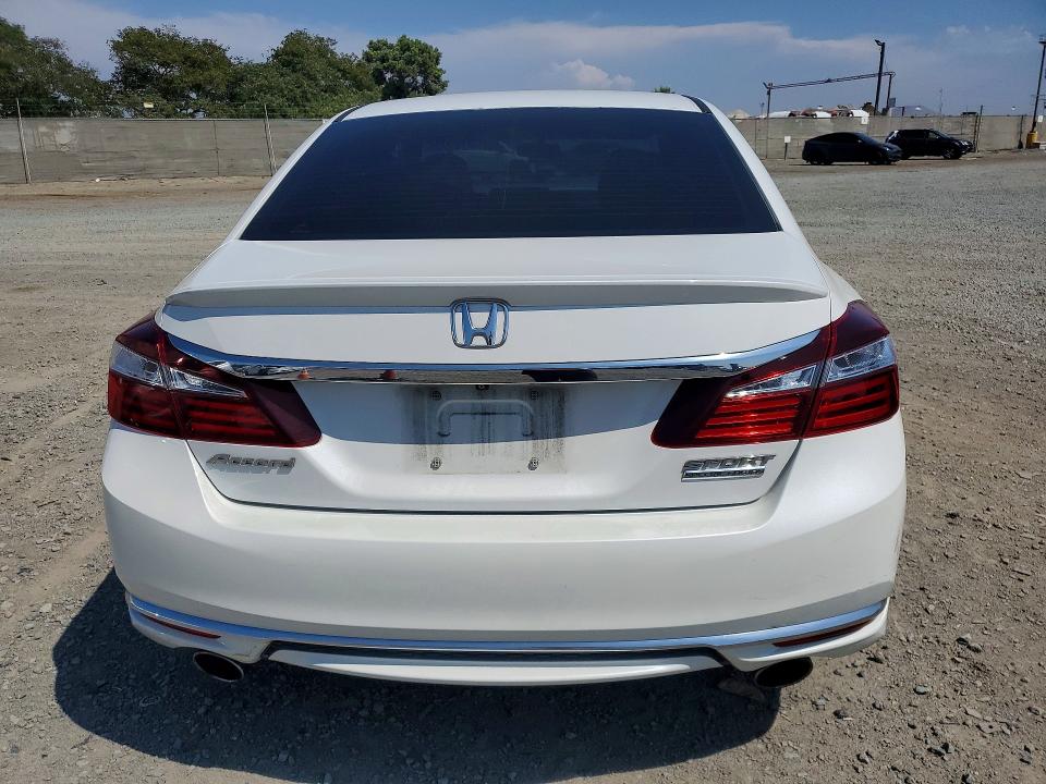 Продаж на аукціоні авто 2017 Honda Accord, vin: 1HGCR2F15HA266197, номер лоту: 64785536