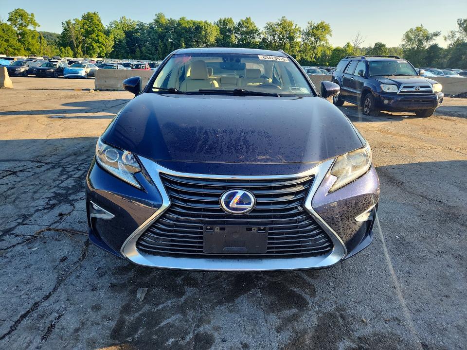 2016 Lexus Es მანქანა იყიდება აუქციონზე, vin: JTHBW1GG7G2102313, აუქციონის ნომერი: 63429076