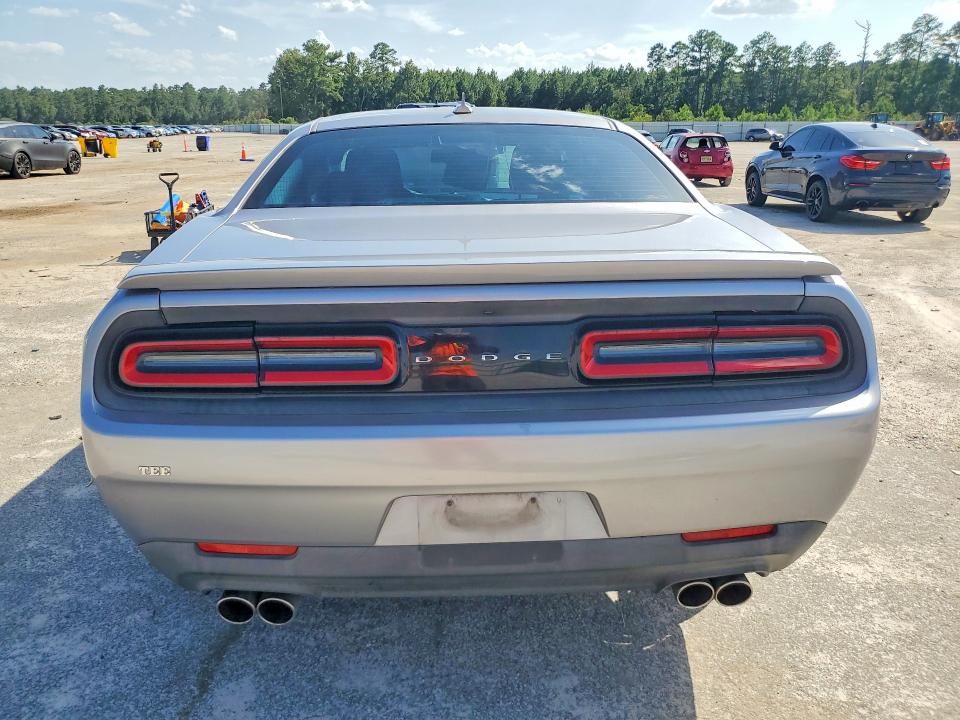Продаж на аукціоні авто 2015 Dodge Challenger, vin: 2C3CDZAT3FH723008, номер лоту: 65297916
