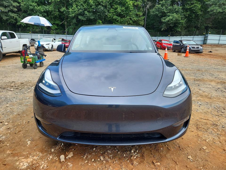 63613316 :رقم المزاد ، 7SAYGDEE0PA038298 vin ، 2023 Tesla Model Y مزاد بيع