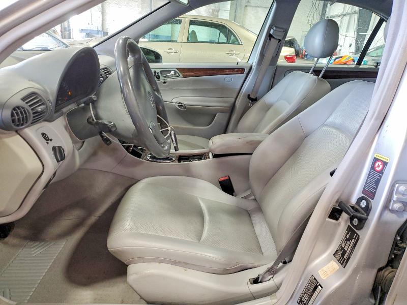 2003 Mercedes-benz C მანქანა იყიდება აუქციონზე, vin: WDBRF64J43F325732, აუქციონის ნომერი: 66990026