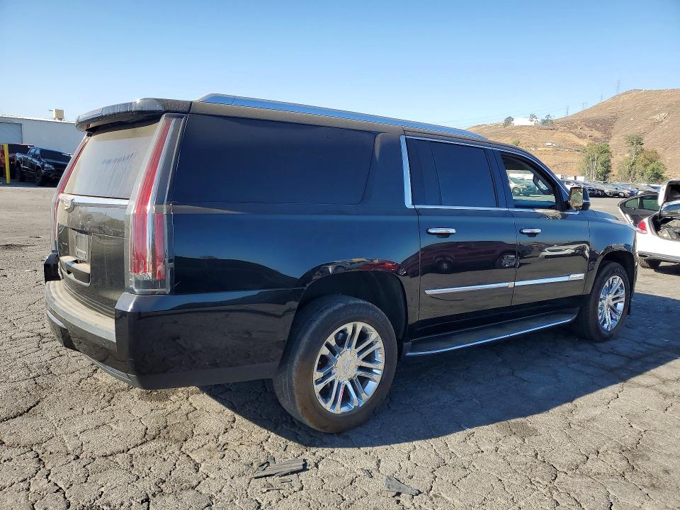 2020 Cadillac Escalade მანქანა იყიდება აუქციონზე, vin: 1GYS3GKJ8LR233116, აუქციონის ნომერი: 63647696