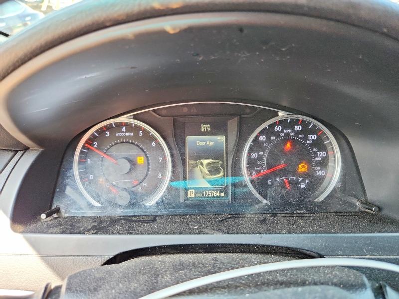 2015 Toyota Camry მანქანა იყიდება აუქციონზე, vin: 4T1BF1FK8FU949167, აუქციონის ნომერი: 64204196