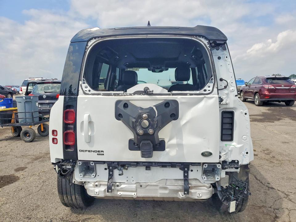 2023 Land Rover Defender მანქანა იყიდება აუქციონზე, vin: SALE2EEU0P2141442, აუქციონის ნომერი: 63522236