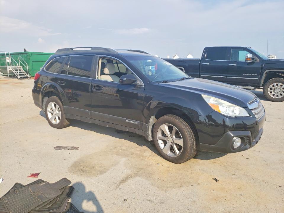 65735086 :رقم المزاد ، 4S4BRBCC8E3318949 vin ، 2014 Subaru Outback مزاد بيع