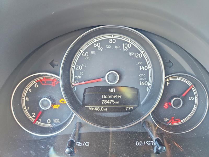2017 Volkswagen Beetle მანქანა იყიდება აუქციონზე, vin: 3VW517AT6HM821467, აუქციონის ნომერი: 64837486