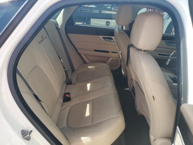 Aukcja sprzedaży 2016 Jaguar Xf, vin: SAJBE4BV8GCY03708, numer aukcji: 64939026