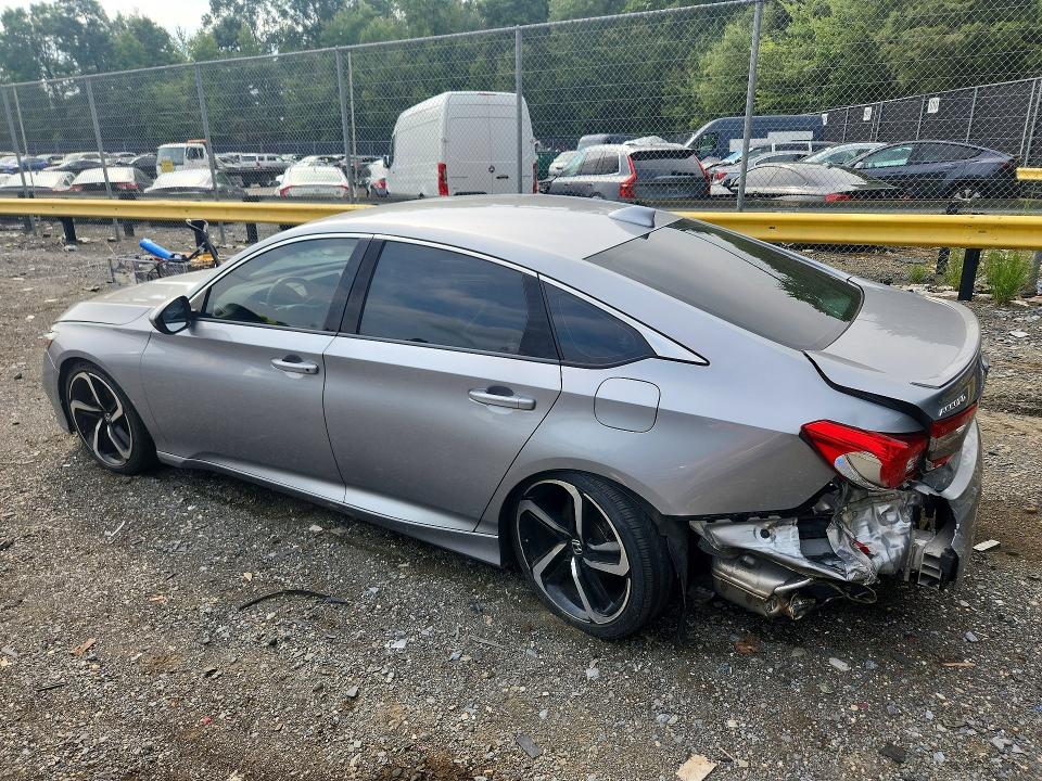 63700716 :رقم المزاد ، 1HGCV1F30KA169276 vin ، 2019 Honda Accord مزاد بيع