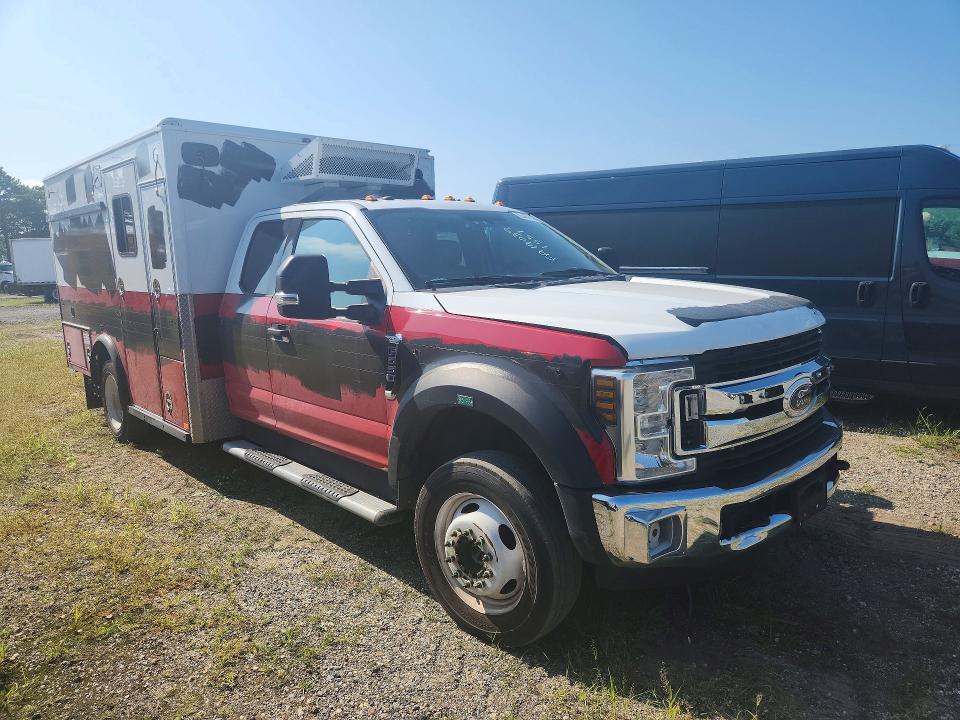 2019 Ford F550 მანქანა იყიდება აუქციონზე, vin: 1FD0X5HT1KEF24556, აუქციონის ნომერი: 63497576