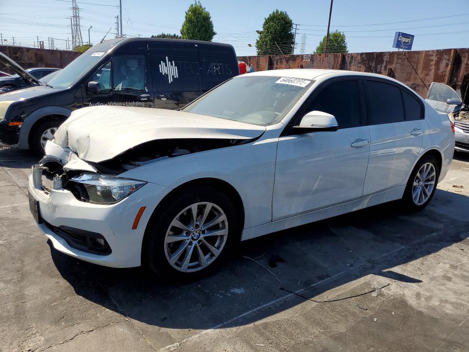 2017 Bmw 320 მანქანა იყიდება აუქციონზე, vin: WBA8A9C50HK619917, აუქციონის ნომერი: 64660366