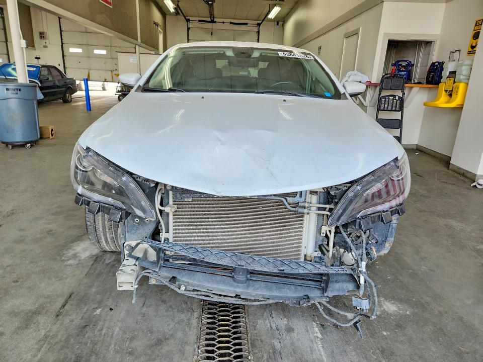 Auction sale of the 2015 Chrysler 200, vin: 1C3CCCAB5FN658791, lot number: 63681826