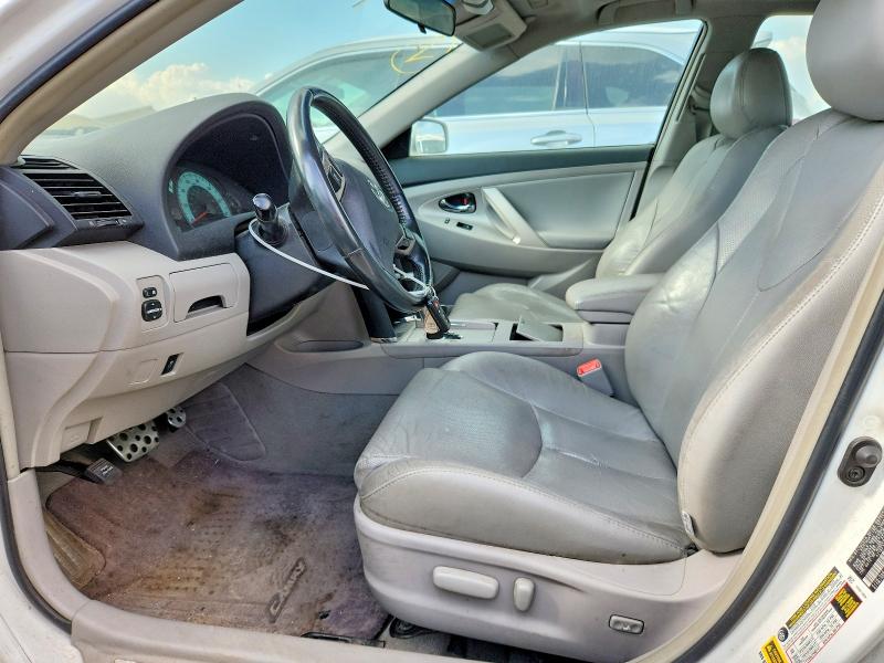 63896446 :رقم المزاد ، 4T1BF3EK6BU719733 vin ، 2011 Toyota Camry مزاد بيع