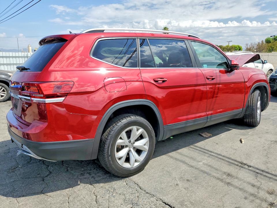 2018 Volkswagen Atlas მანქანა იყიდება აუქციონზე, vin: 1V2CR2CA6JC509821, აუქციონის ნომერი: 64638026