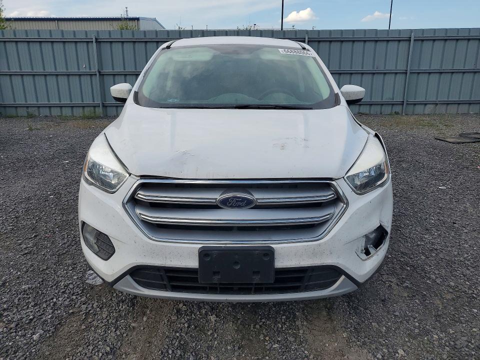 2017 Ford Escape მანქანა იყიდება აუქციონზე, vin: 1FMCU0GD6HUD88944, აუქციონის ნომერი: 66888066