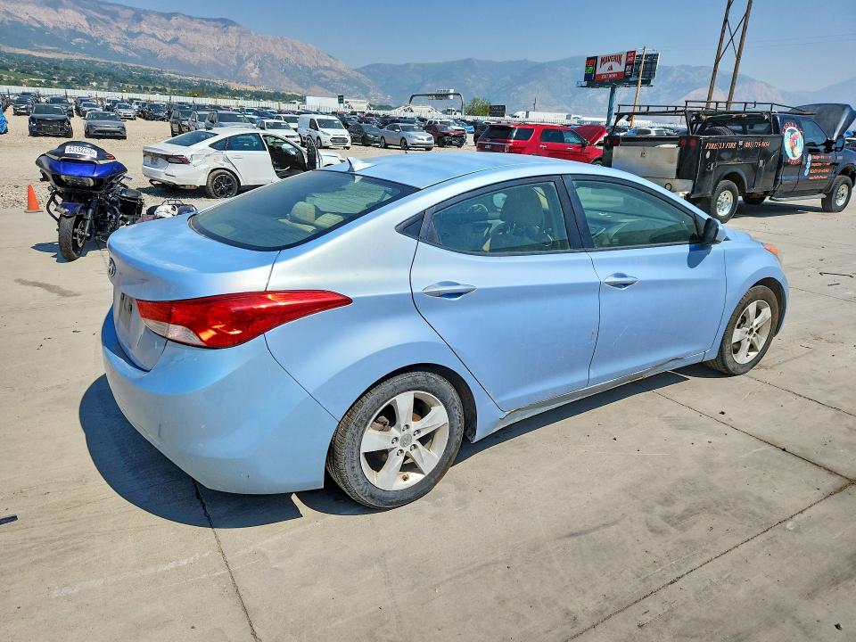 Aukcja sprzedaży 2012 Hyundai Elantra, vin: KMHDH4AE2CU304502, numer aukcji: 64012366
