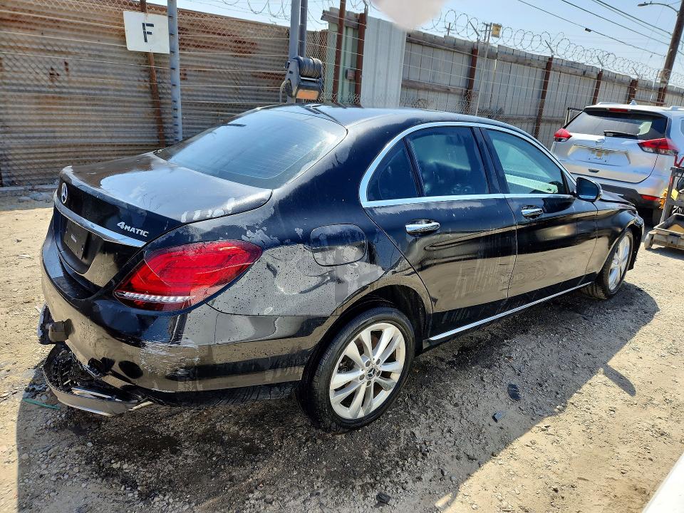 2020 Mercedes-benz C მანქანა იყიდება აუქციონზე, vin: 55SWF8EB8LU324769, აუქციონის ნომერი: 63377246