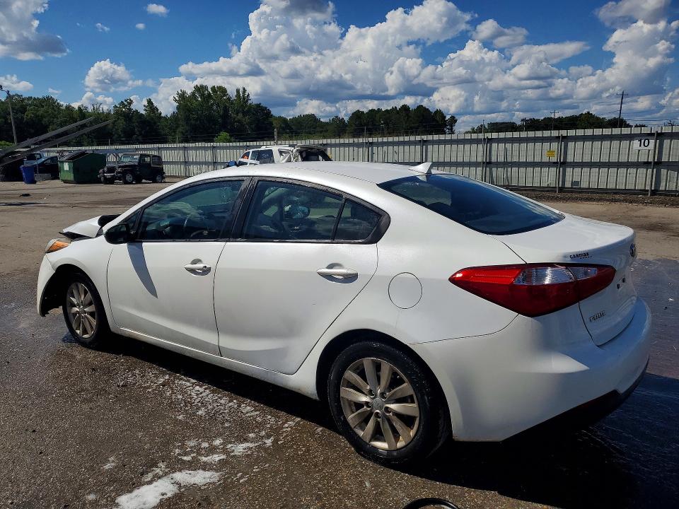 67338336 :رقم المزاد ، KNAFX4A67F5400193 vin ، 2015 Kia Forte مزاد بيع