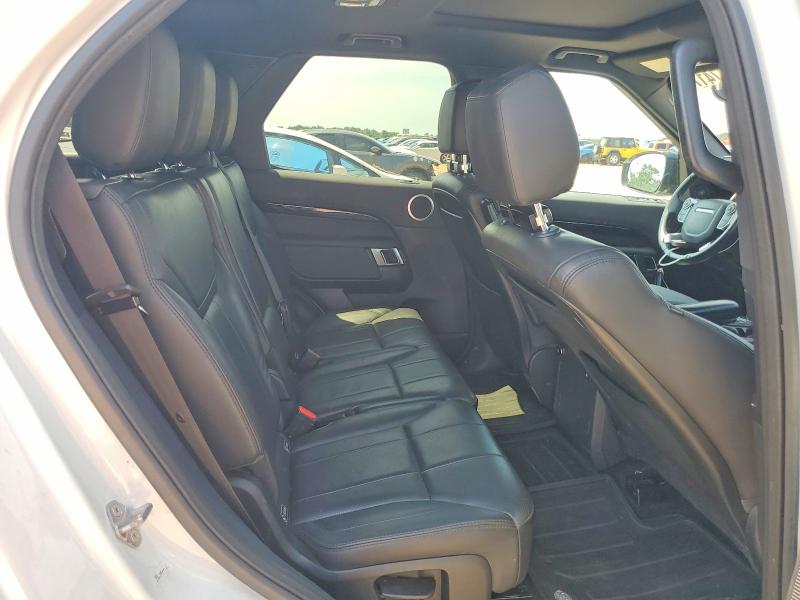 Продаж на аукціоні авто 2018 Land Rover Discovery, vin: SALRG2RV2JA074926, номер лоту: 65674176