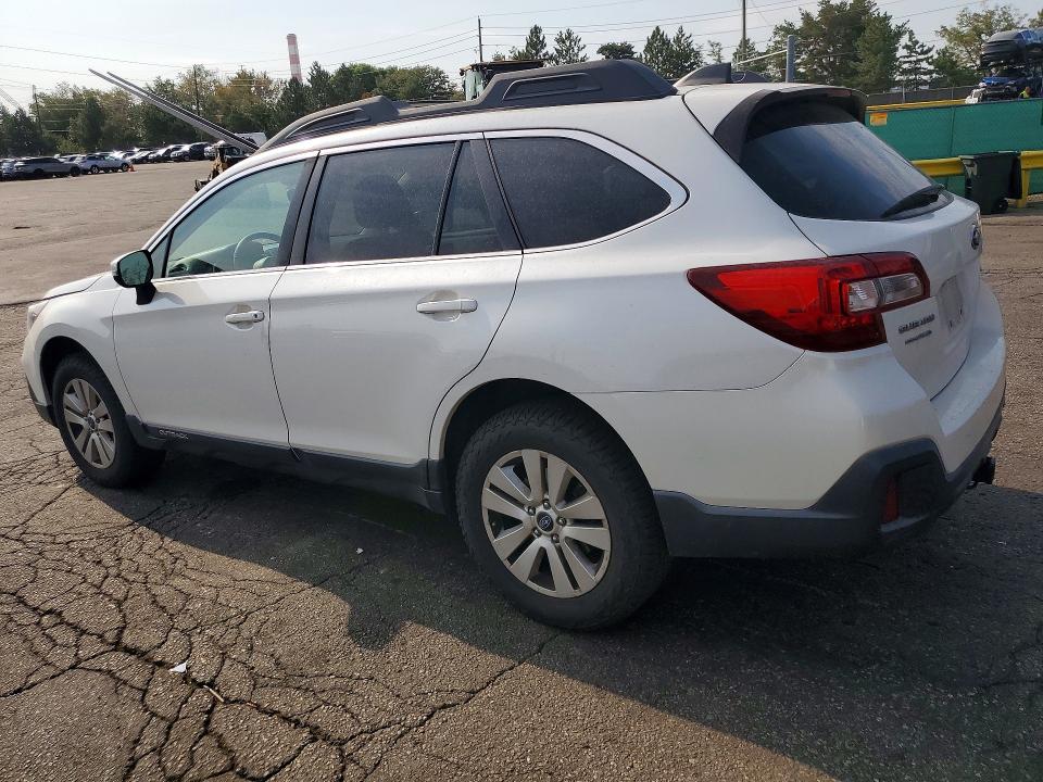 Продаж на аукціоні авто 2018 Subaru Outback, vin: 4S4BSAFC8J3349803, номер лоту: 63534256