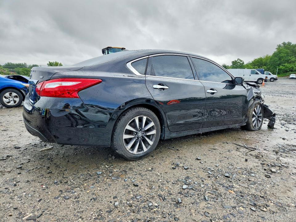 Продаж на аукціоні авто 2017 Nissan Altima, vin: 1N4AL3AP5HC261391, номер лоту: 63668666