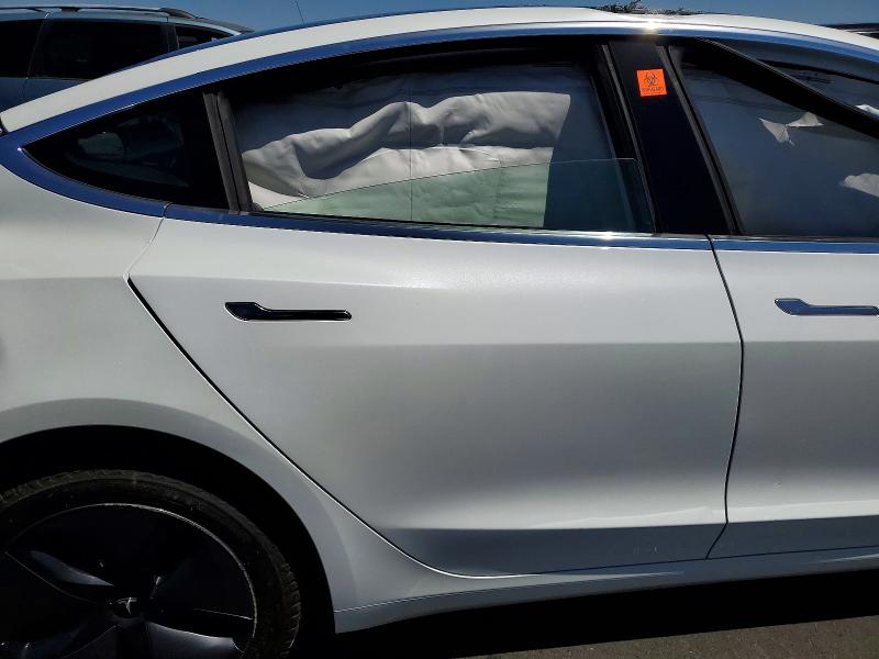 2020 Tesla Model 3 მანქანა იყიდება აუქციონზე, vin: 5YJ3E1EA9LF613939, აუქციონის ნომერი: 64133516
