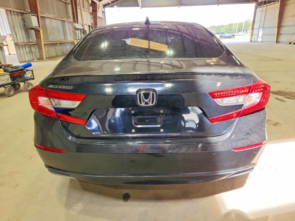 Продаж на аукціоні авто 2018 Honda Accord, vin: 1HGCV1F63JA071867, номер лоту: 65861926