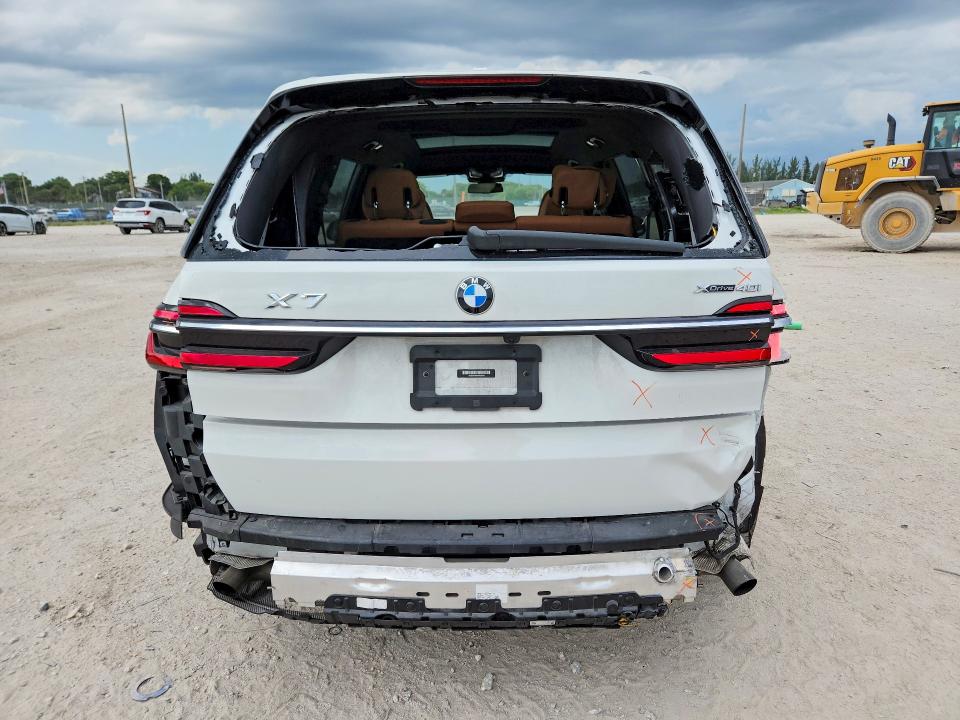 64581066 :رقم المزاد ، 5UX23EM0XR9S36542 vin ، 2024 Bmw X7 مزاد بيع