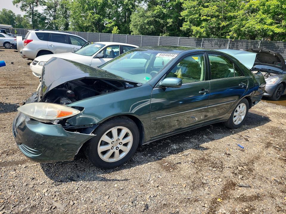 64846046 :رقم المزاد ، 4T1BE30K52U527391 vin ، 2002 Toyota Camry مزاد بيع