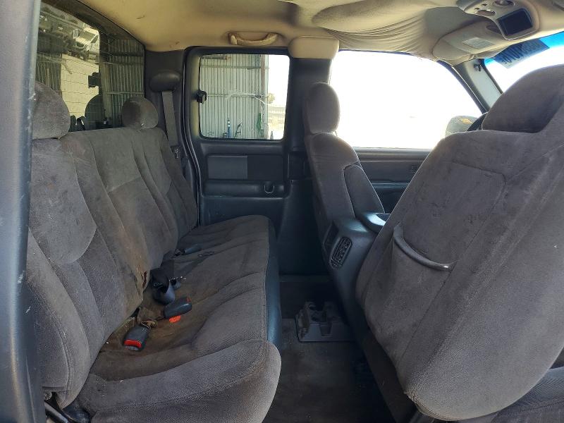 Продажа на аукционе авто 2004 Gmc New Sierra, vin: 2GTEK19T241205560, номер лота: 63901076
