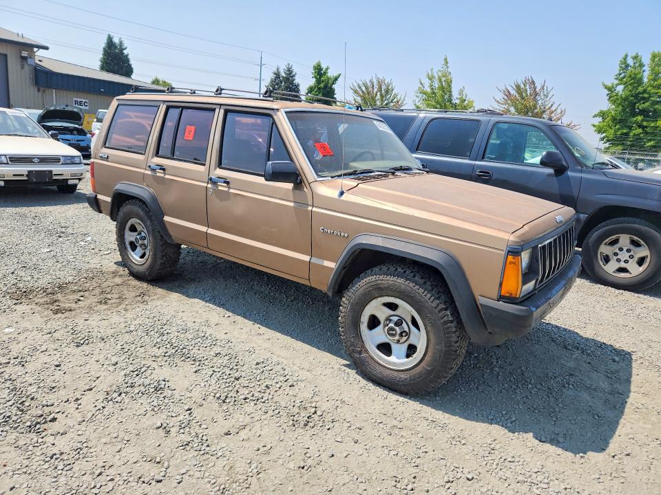 64325246 :رقم المزاد ، 1JCMR7819JT220507 vin ، 1988 Jeep Cherokee مزاد بيع