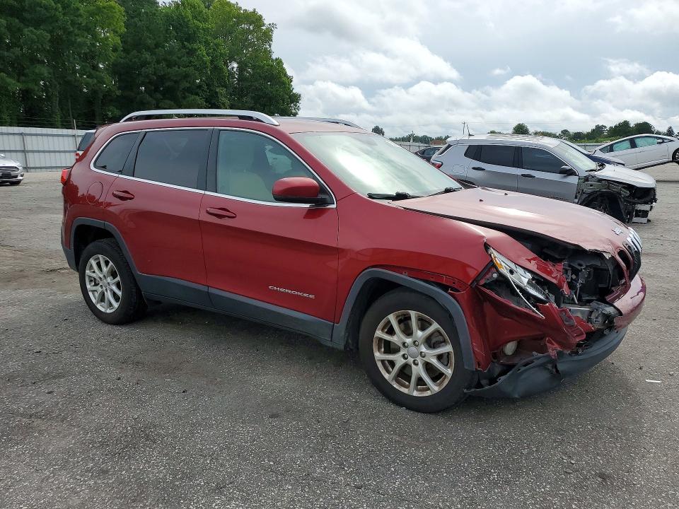 63688976 :رقم المزاد ، 1C4PJLCB7HW593438 vin ، 2017 Jeep Cherokee مزاد بيع