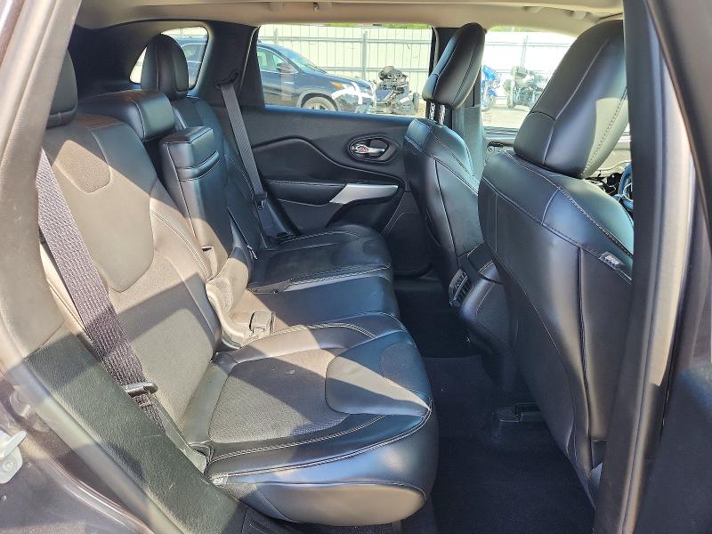 65382836 :رقم المزاد ، 1C4PJMLB1JD520895 vin ، 2018 Jeep Cherokee مزاد بيع