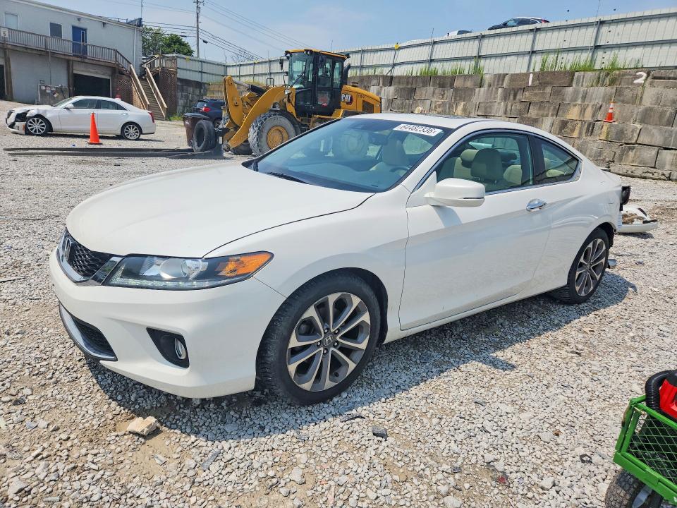 Auction sale of the 2015 Honda Accord, vin: 1HGCT2B87FA000911, lot number: 64482336
