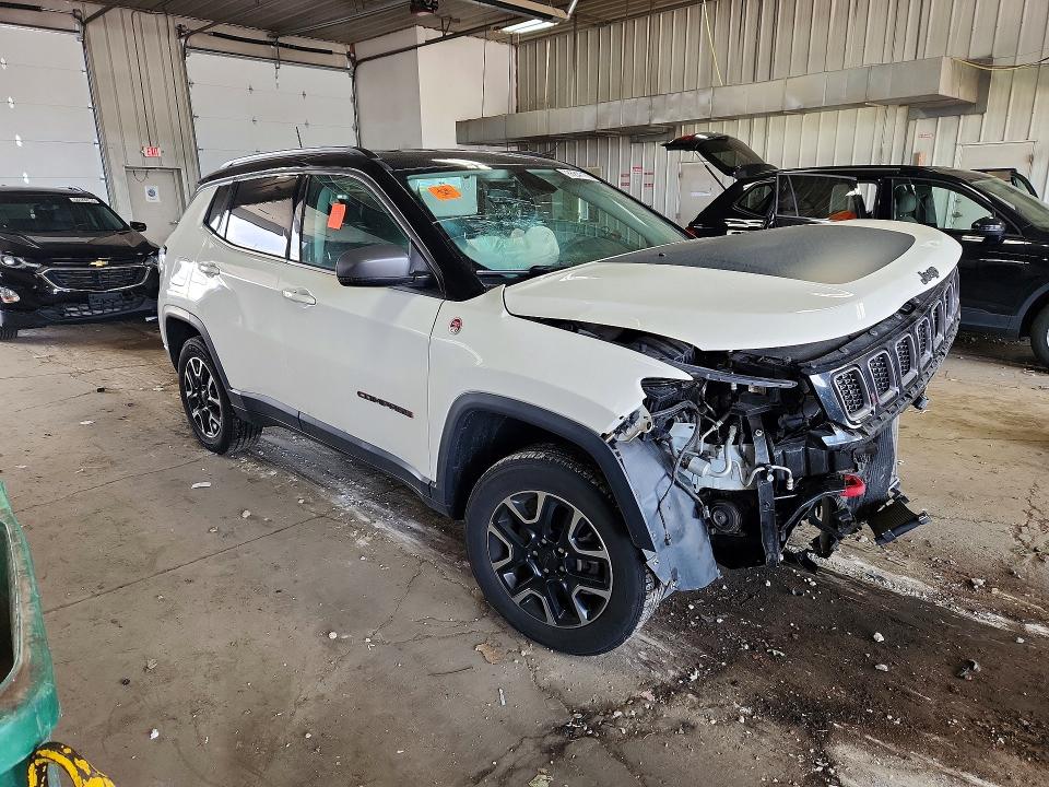 66841166 :رقم المزاد ، 3C4NJDDB1JT501795 vin ، 2018 Jeep Compass مزاد بيع
