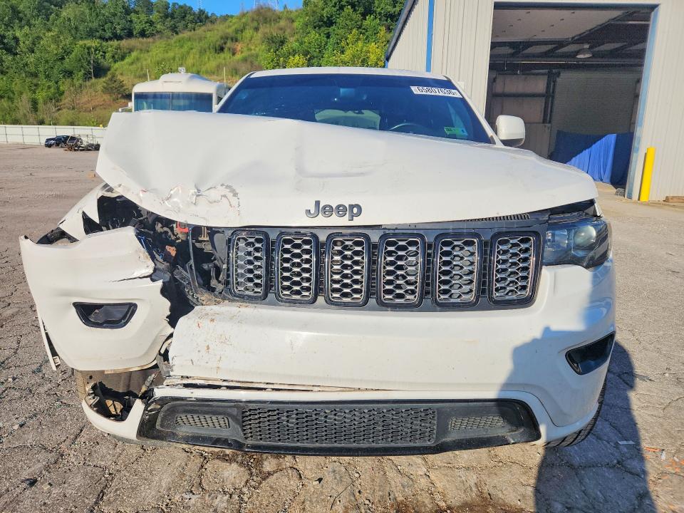 2018 Jeep Grand Cherokee მანქანა იყიდება აუქციონზე, vin: 1C4RJFAGXJC203268, აუქციონის ნომერი: 65807636