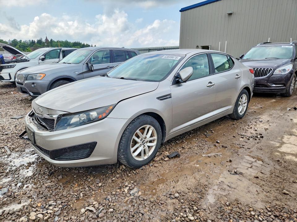2011 Kia Optima მანქანა იყიდება აუქციონზე, vin: KNAGM4A77B5188296, აუქციონის ნომერი: 63699676
