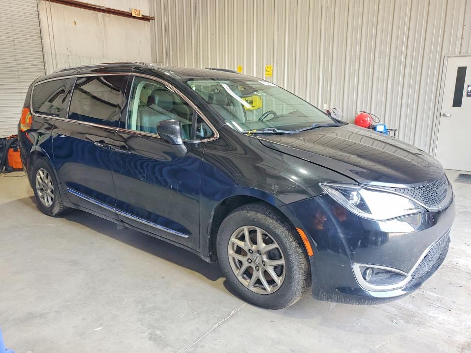 Продажа на аукционе авто 2020 Chrysler Pacifica, vin: 2C4RC1BG8LR271722, номер лота: 61013916