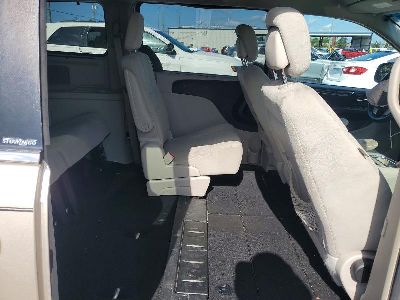 65477546 :رقم المزاد ، 2C4RC1BG3DR566017 vin ، 2013 Chrysler Town & Country مزاد بيع