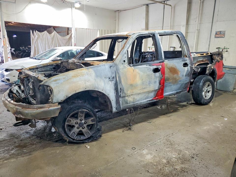63541326 :رقم المزاد ، 1FTRW08LX2KC89741 vin ، 2002 Ford F150 مزاد بيع