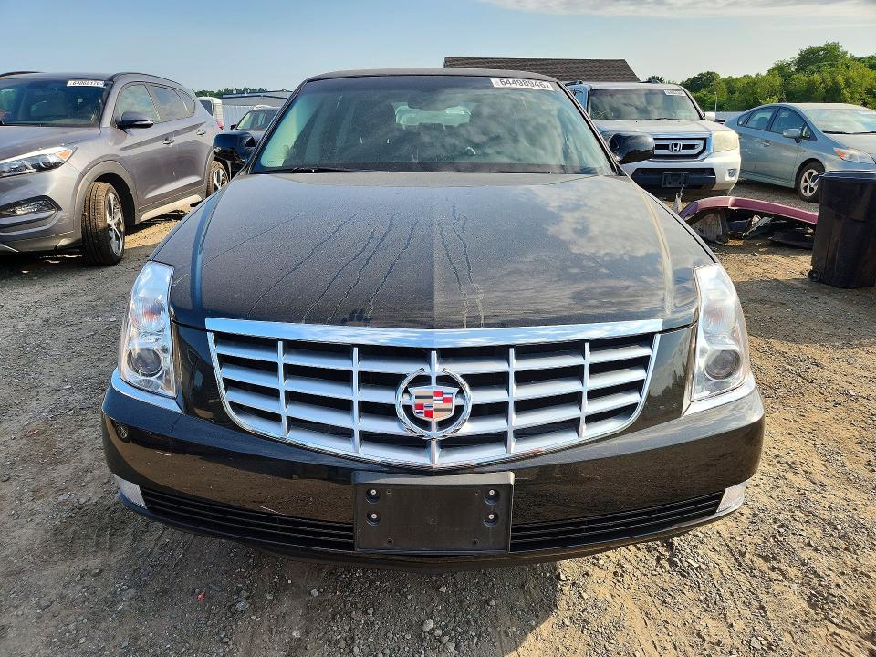64498946 :رقم المزاد ، 1GEEK90Y59U550219 vin ، 2009 Cadillac Professional Chassis مزاد بيع