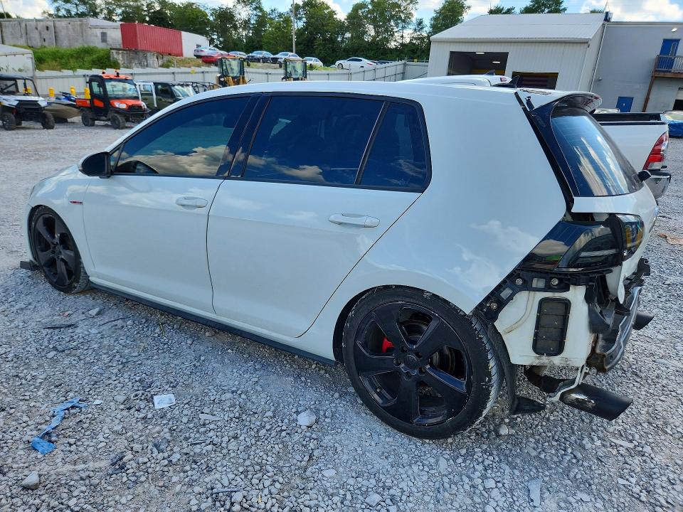 2015 Volkswagen Gti მანქანა იყიდება აუქციონზე, vin: 3VW4T7AU1FM003611, აუქციონის ნომერი: 66287286